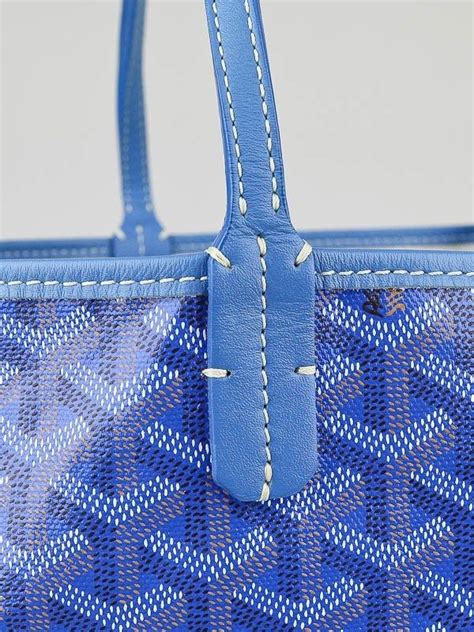 how to spot a fake goyard pouch|authentic goyard st louis tote.